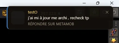 Une notification Blitzkrieg par-dessus le jeu relayant un message Metamob d'un autre joueur, avec une ligne proposant de répondre sur Metamob.